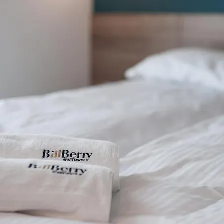 Yacht Park Marina View - Billberry