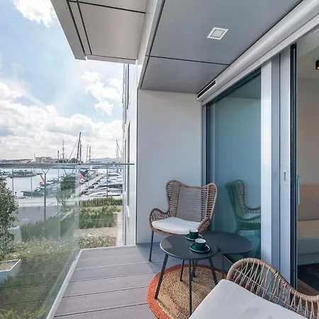 Yacht Park Marina View - Billberry *